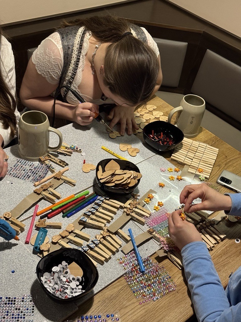 Bayerischer Abend P.A.C. Bastelstation